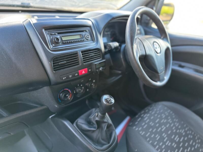 VAUXHALL COMBO