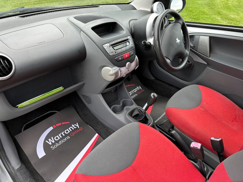 PEUGEOT 107