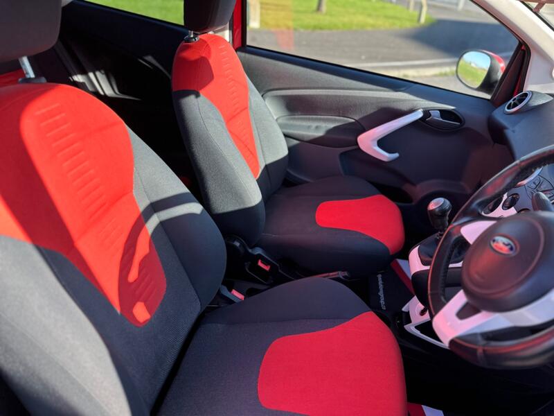 FORD KA