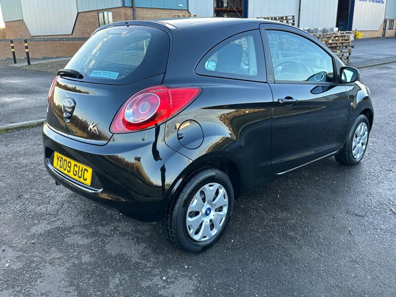 FORD KA
