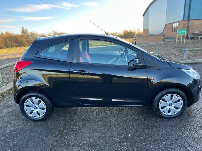 FORD KA
