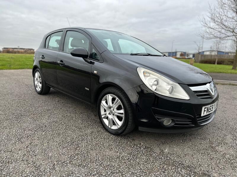 View VAUXHALL CORSA 1.4 i 16v Design 
