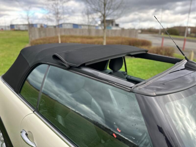 MINI CABRIOLET