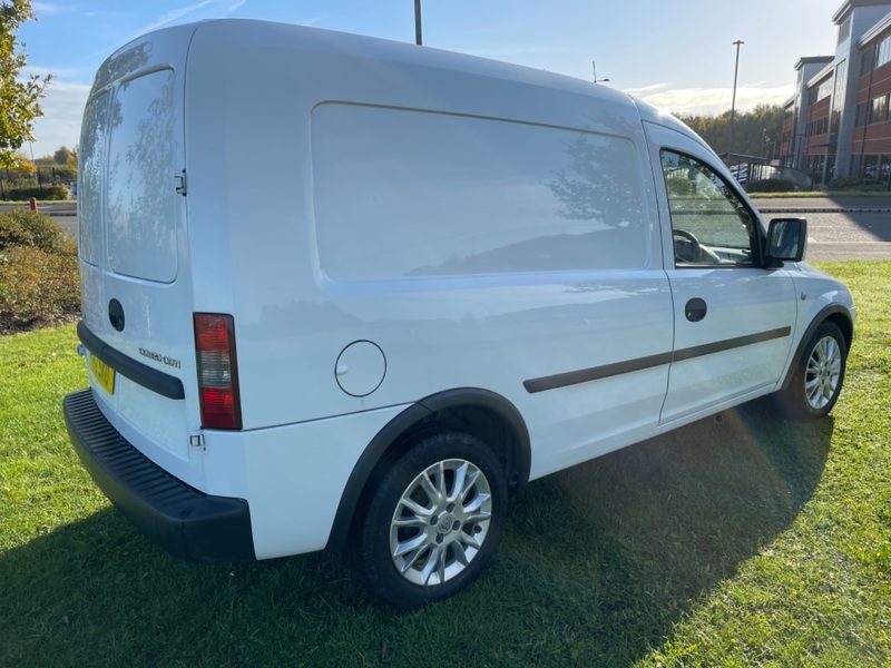 VAUXHALL COMBO