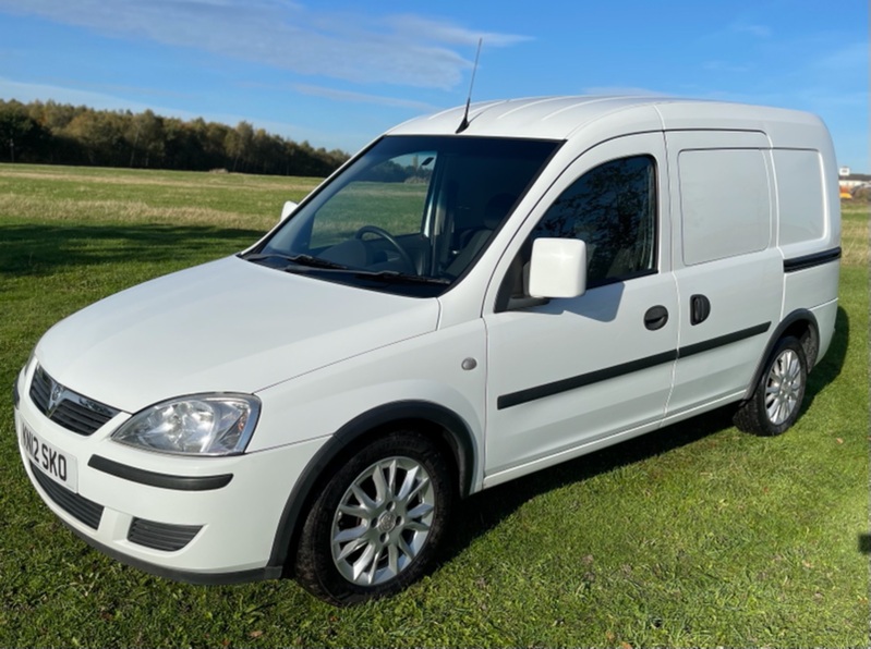 VAUXHALL COMBO