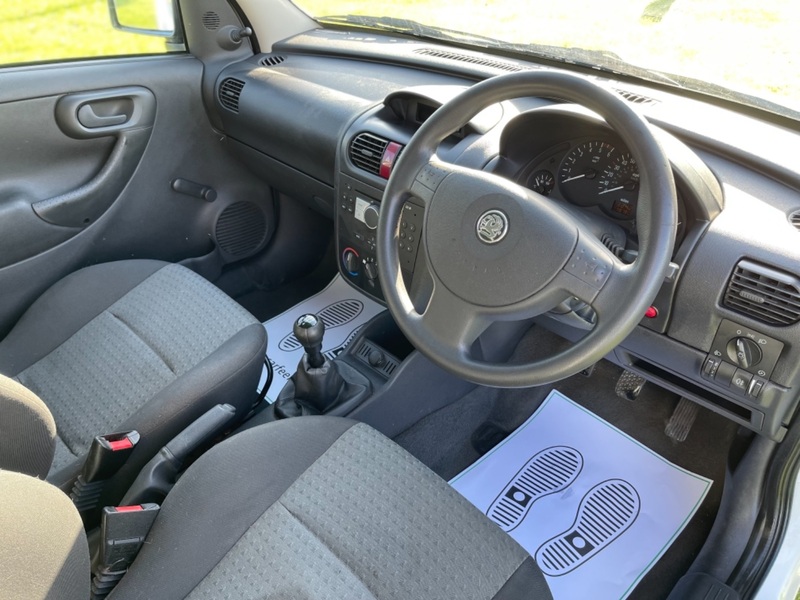 VAUXHALL COMBO