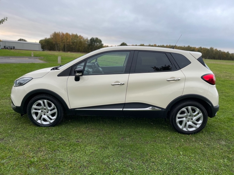 RENAULT CAPTUR