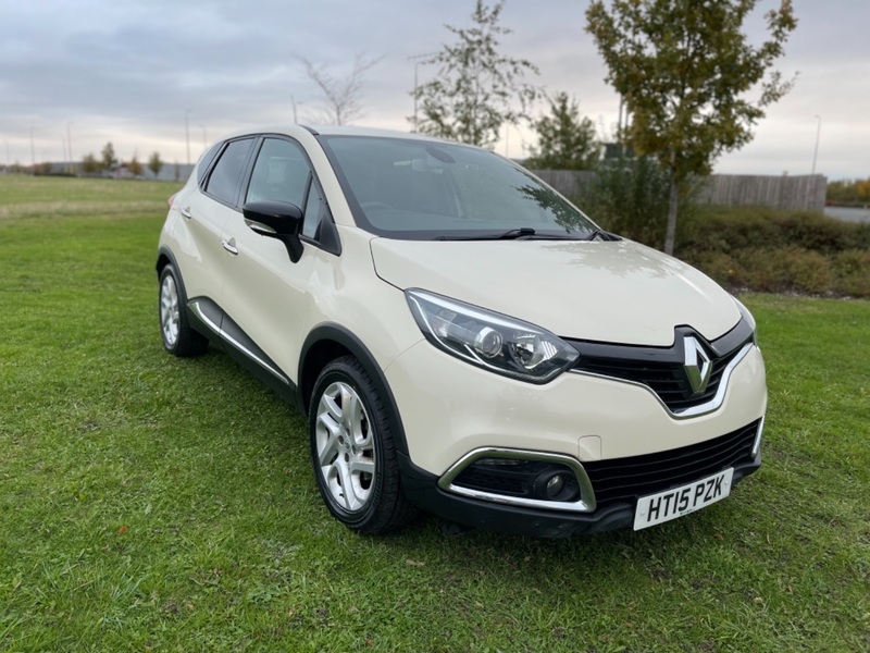 View RENAULT CAPTUR DYNAMIQUE NAV DCI