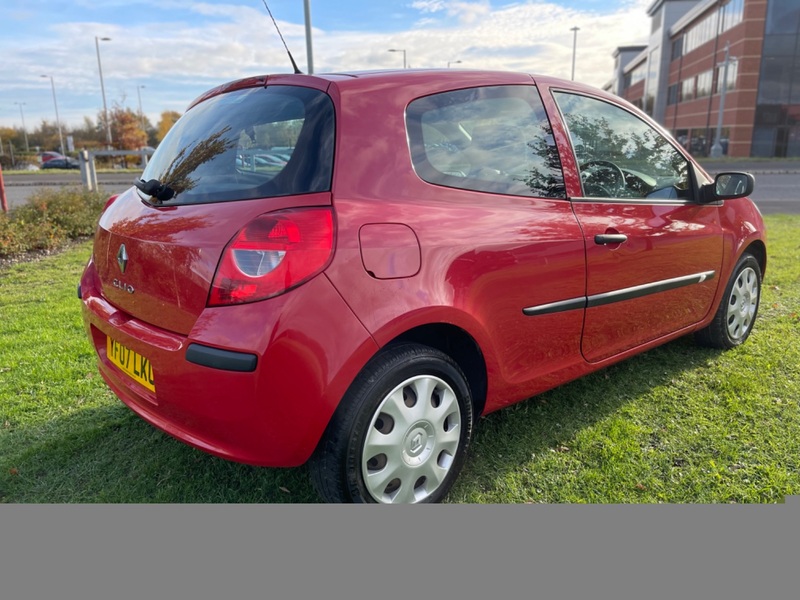 RENAULT CLIO