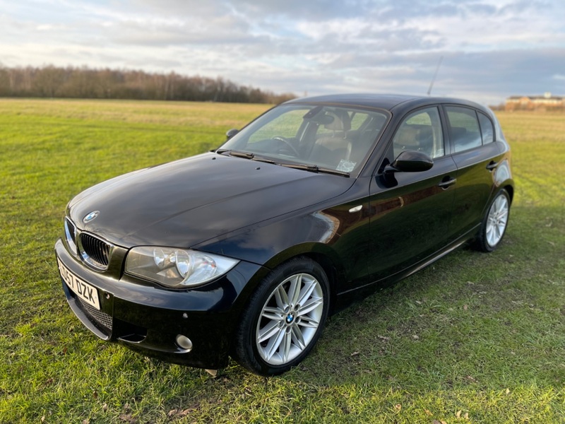 BMW 1 SERIES