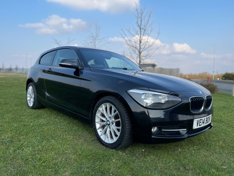 View BMW 1 SERIES 116I SPORT