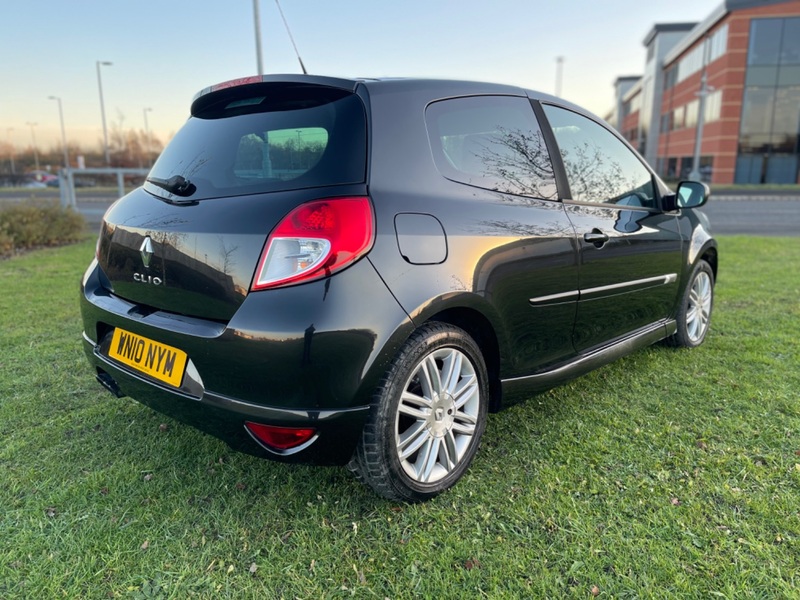 RENAULT CLIO