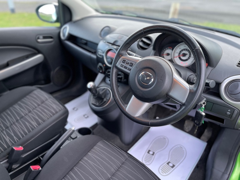 MAZDA MAZDA2