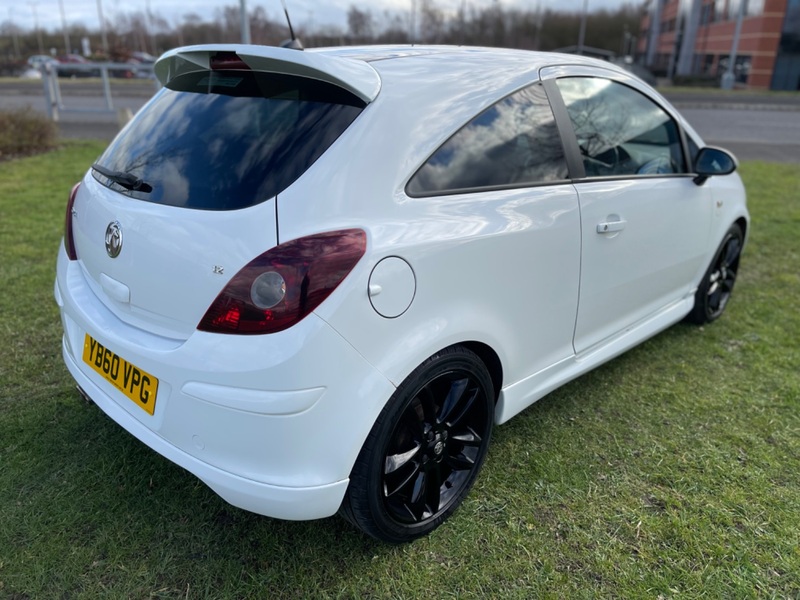 VAUXHALL CORSA