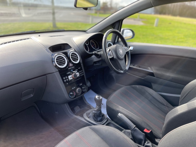 VAUXHALL CORSA