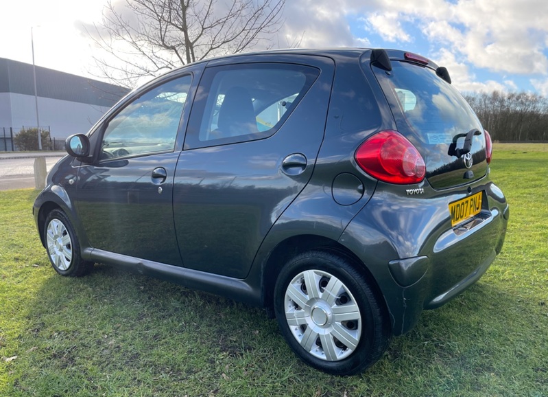 TOYOTA AYGO