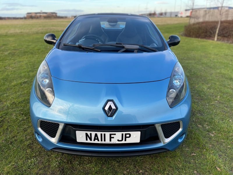 RENAULT WIND