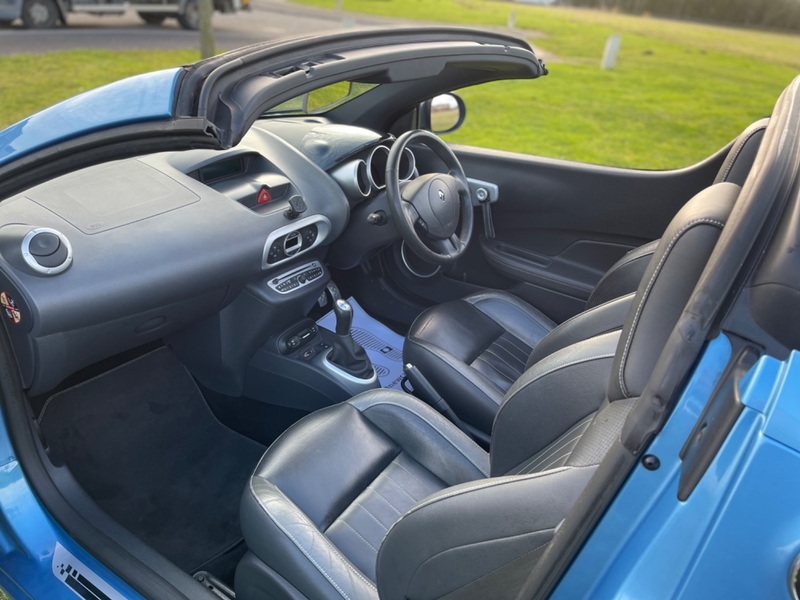 RENAULT WIND