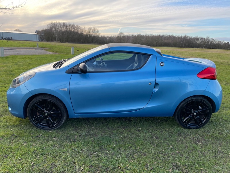RENAULT WIND