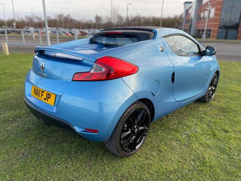 RENAULT WIND