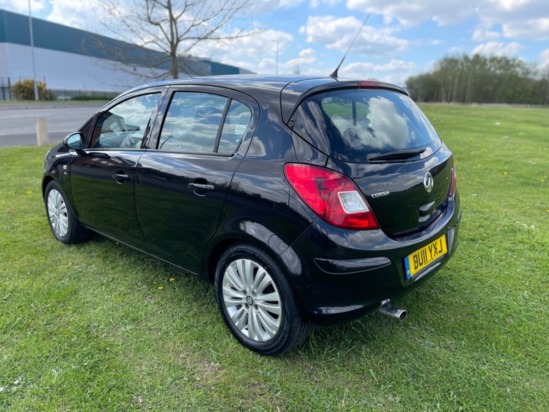 VAUXHALL CORSA