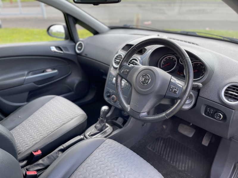 VAUXHALL CORSA