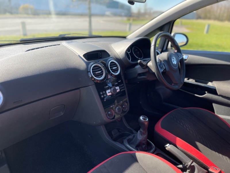 VAUXHALL CORSA