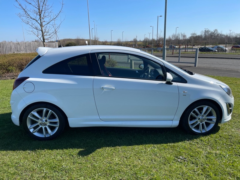 VAUXHALL CORSA