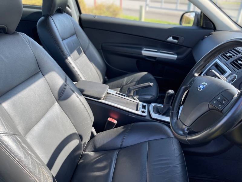 VOLVO C30