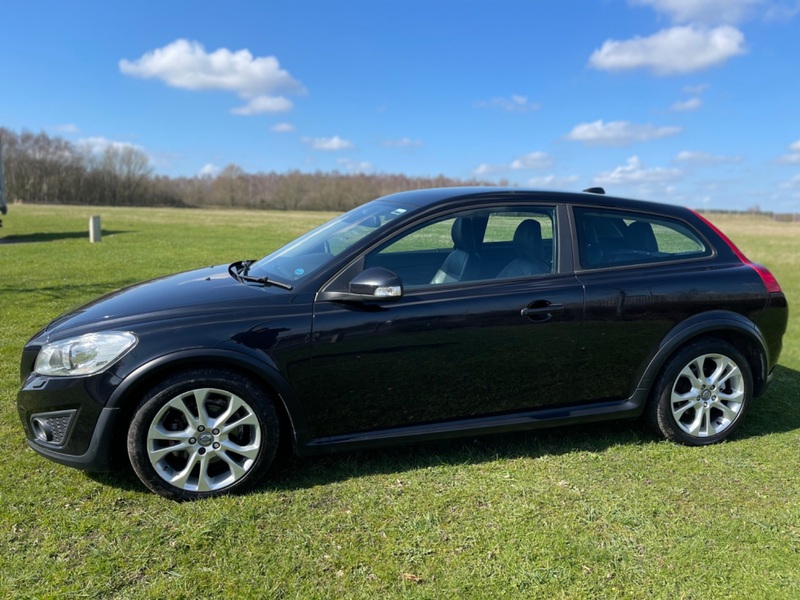 VOLVO C30