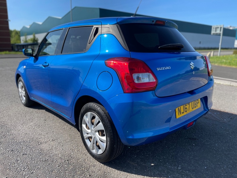 SUZUKI SWIFT