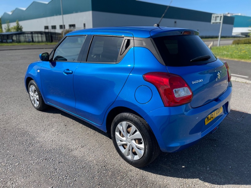 SUZUKI SWIFT