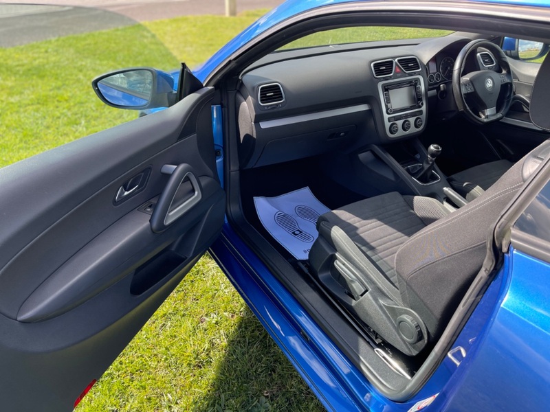VOLKSWAGEN SCIROCCO
