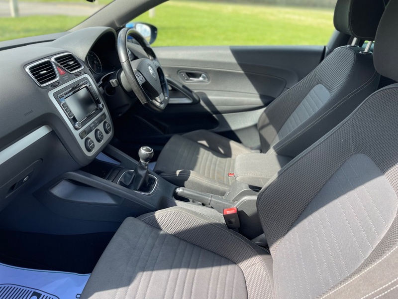 VOLKSWAGEN SCIROCCO