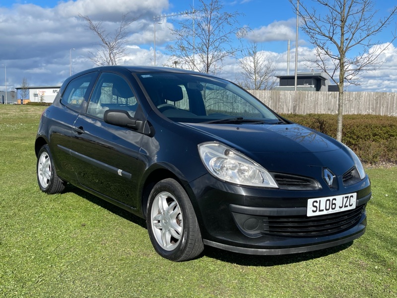 View RENAULT CLIO EXTREME 16V
