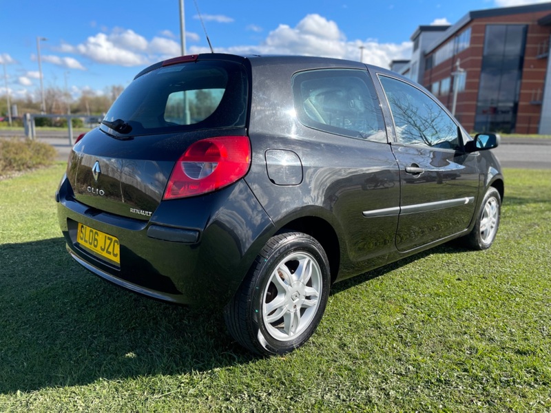 RENAULT CLIO