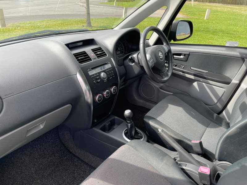 SUZUKI SX4