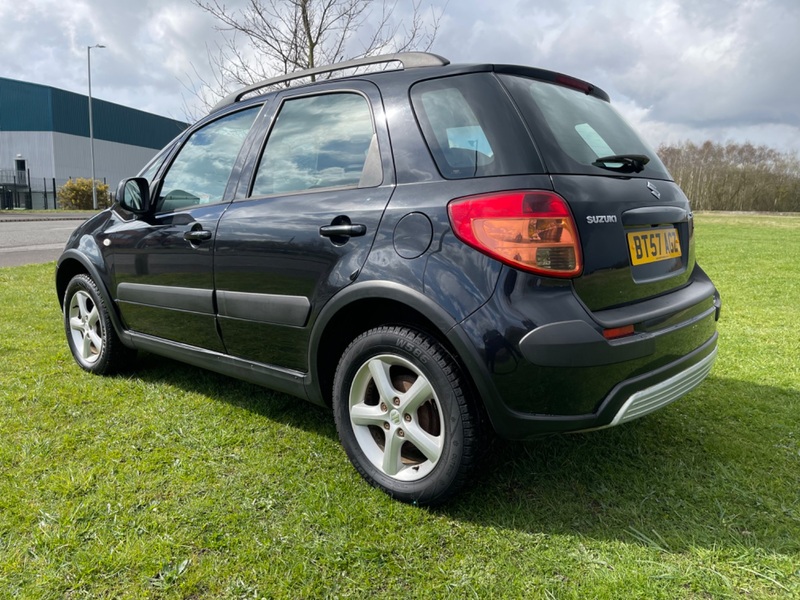 SUZUKI SX4