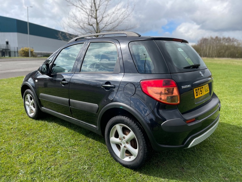 SUZUKI SX4