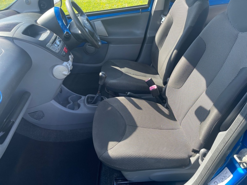 TOYOTA AYGO