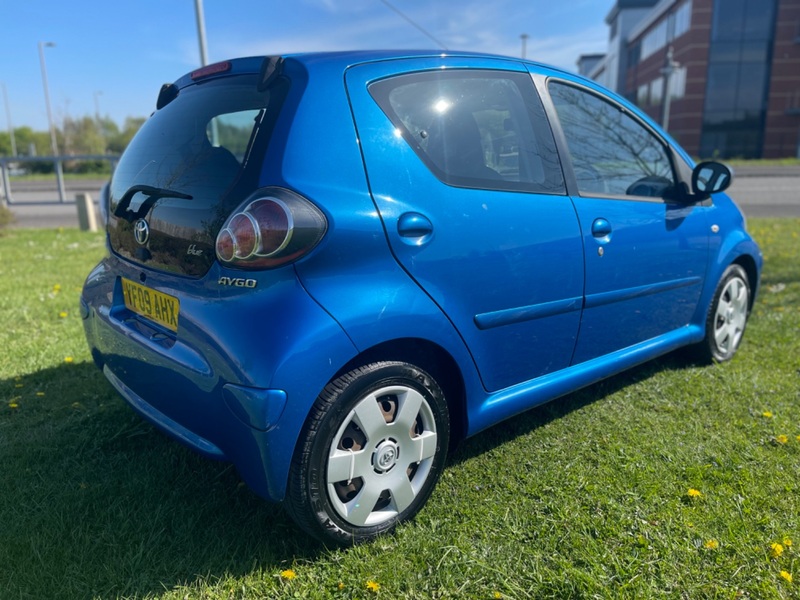 TOYOTA AYGO