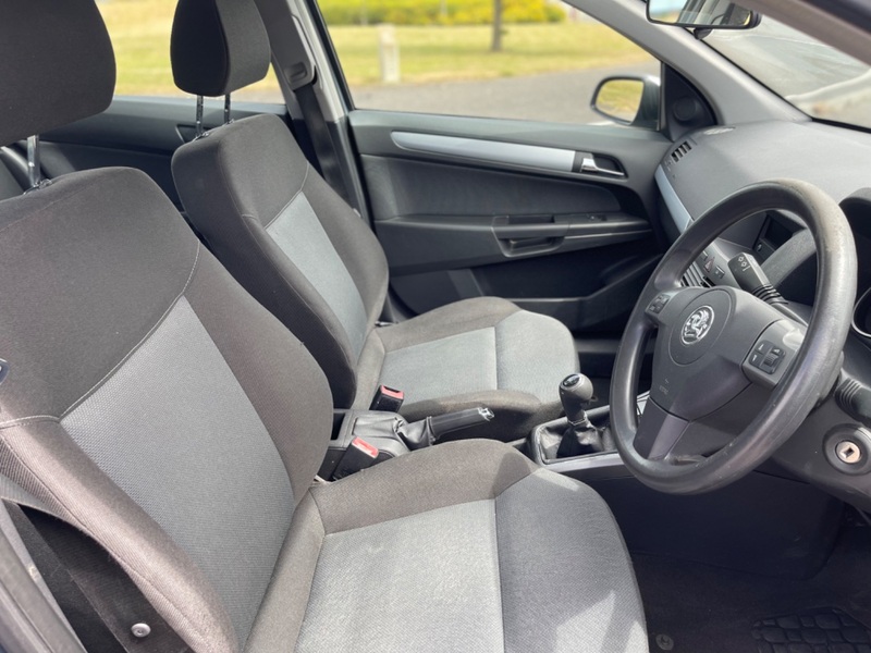 VAUXHALL ASTRA