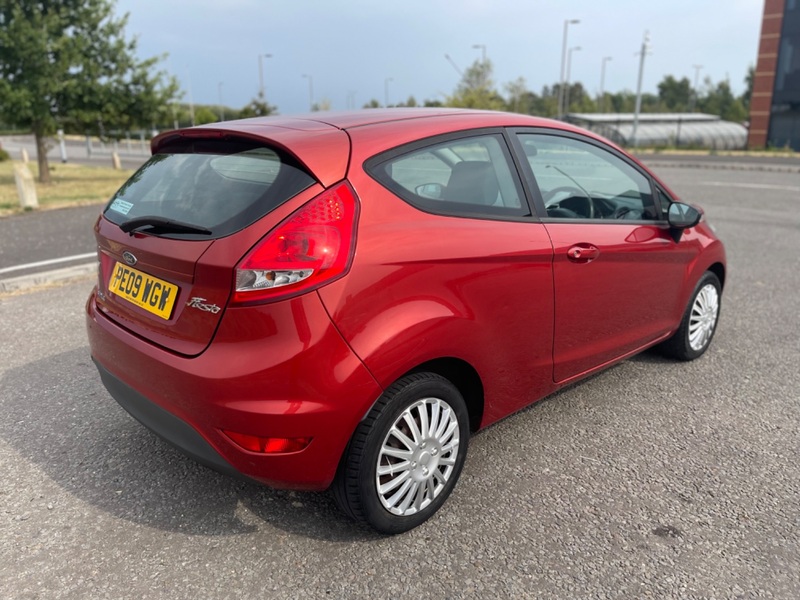 FORD FIESTA