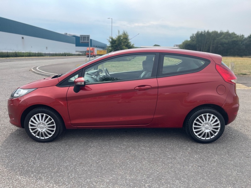 FORD FIESTA