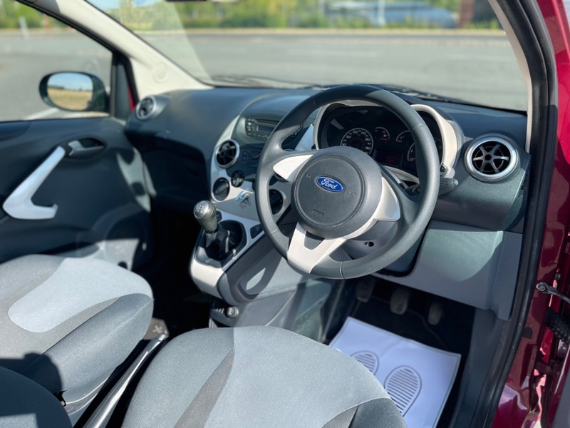 FORD KA