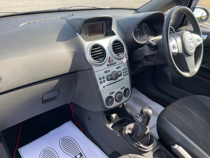 VAUXHALL CORSA