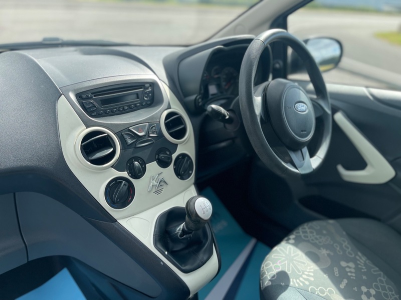 FORD KA