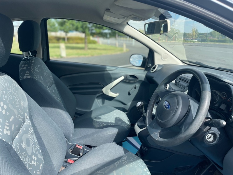 FORD KA