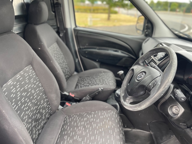 VAUXHALL COMBO