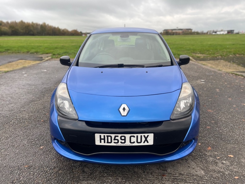 RENAULT CLIO